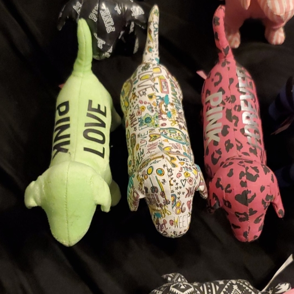 Lot of 7 Victoria Secret Pink 9 in Dogs and Puppy - Picture 2 of 5